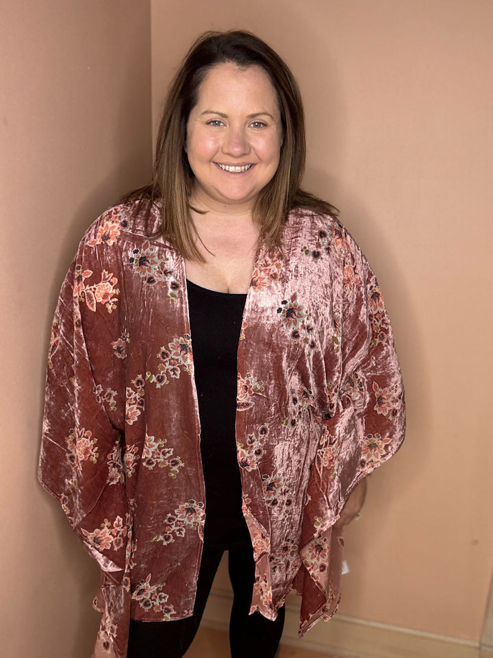 Ultra Soft Velvet Floral Kimono In Dusty Pink