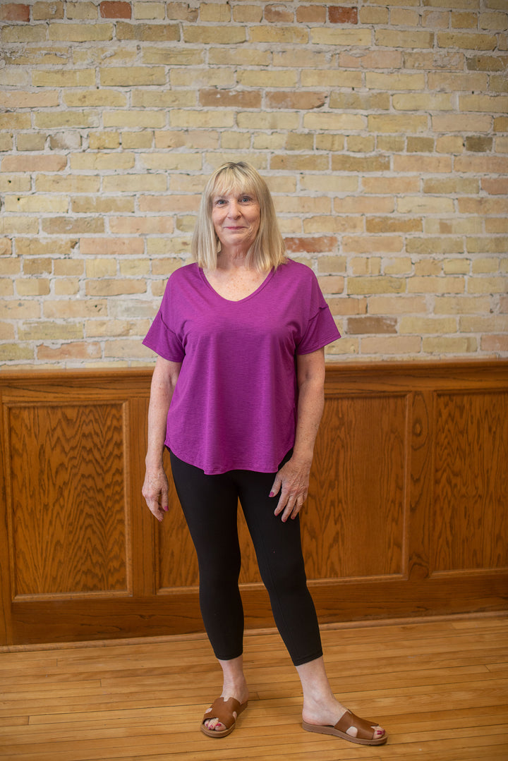 Overlapping Waistband Capri Leggings