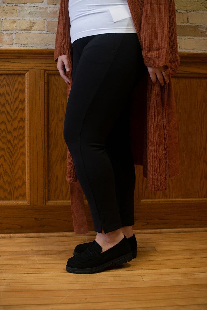 Jacquard Ribbed Tapered Pant