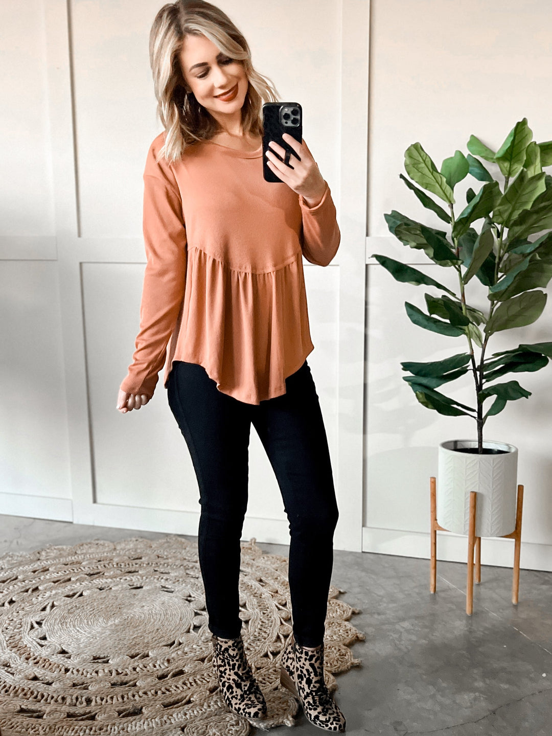 Knit Babydoll Rounded Hem Detail Top In Soft Tuscan