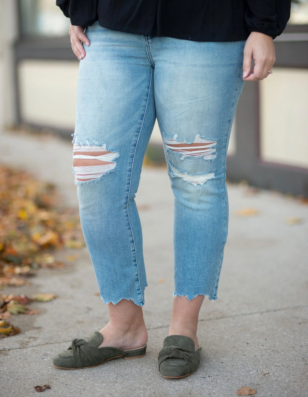 Judy Blue Mid Rise Destroyed Crop Jeans