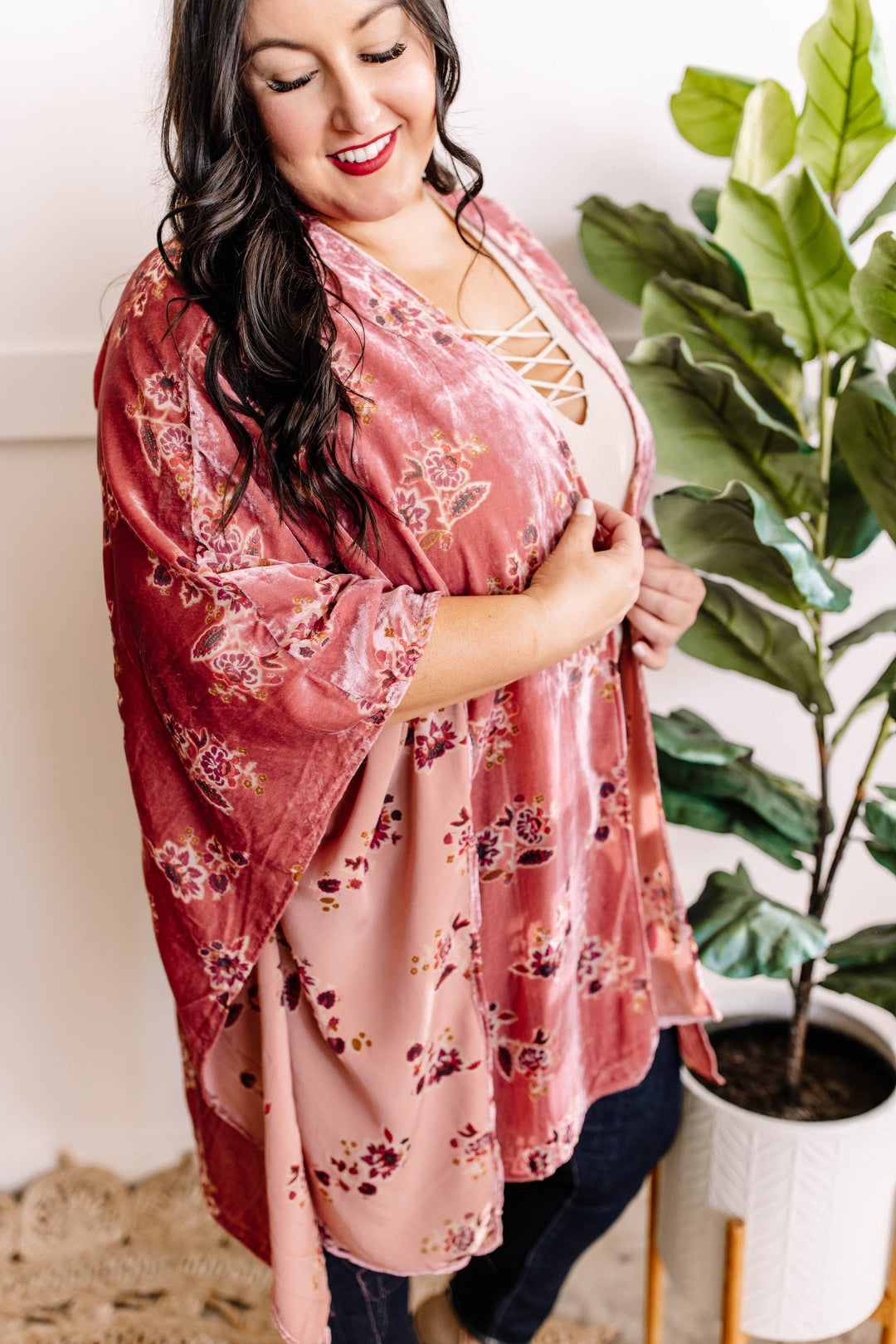 Ultra Soft Velvet Floral Kimono In Dusty Pink