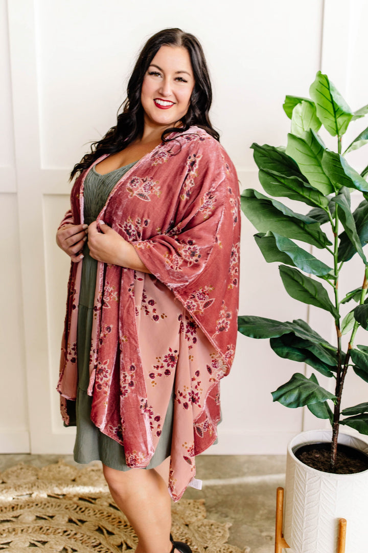 Ultra Soft Velvet Floral Kimono In Dusty Pink