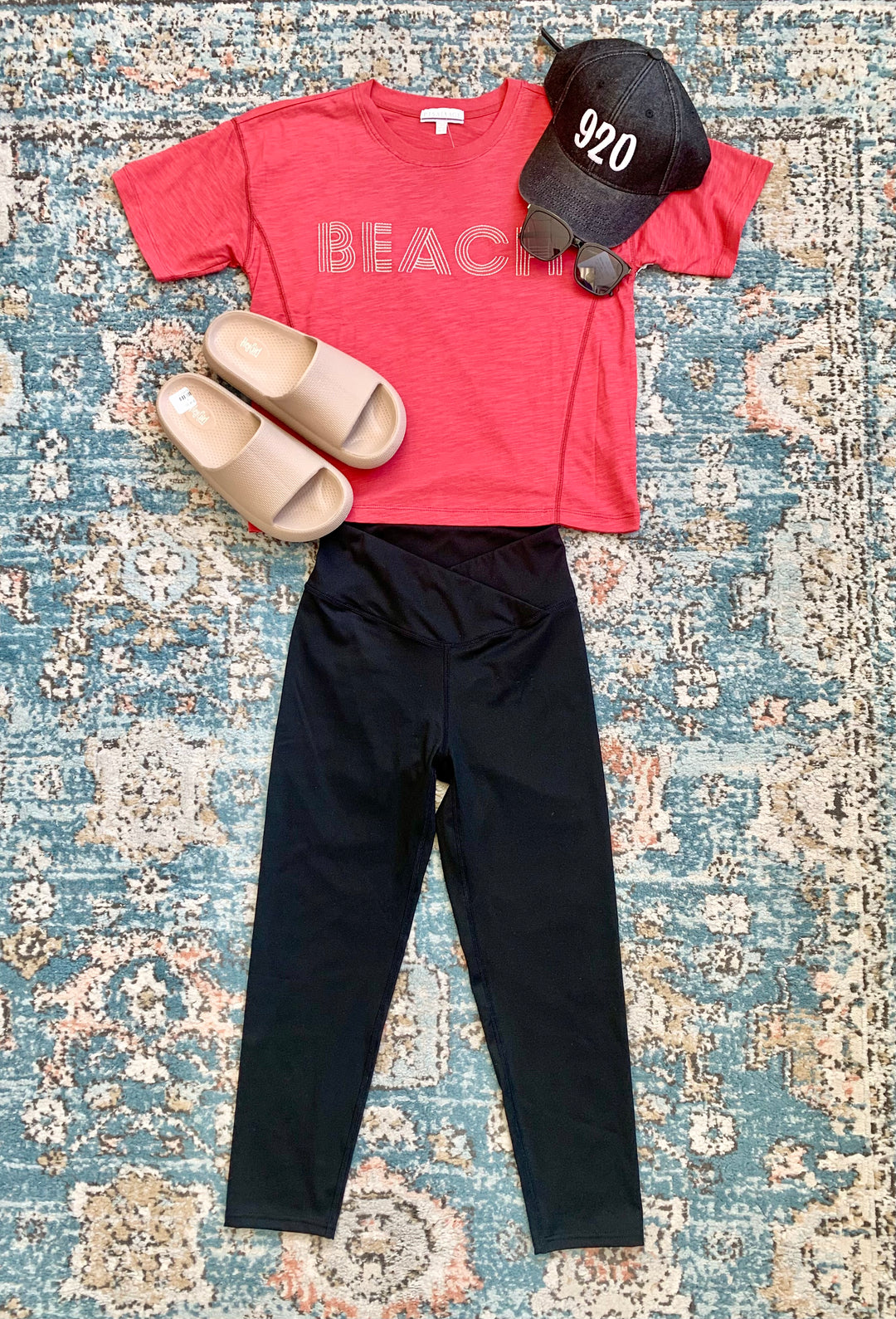 Overlapping Waistband Capri Leggings